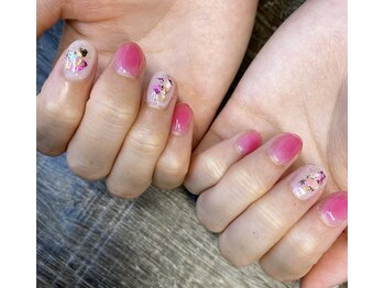 爪屋べっぴん堂/チークネイル