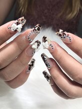 ジョリ チュン(JOLIE TRUONG)/