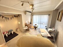 モア(moi.)の雰囲気（ゆったりとした空間でネイルの時間をお過ごしいただけます♪）