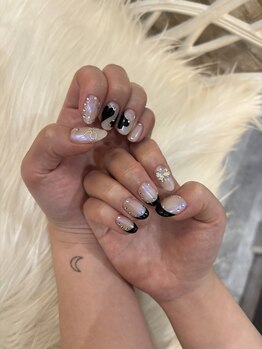 レイネ(Reine)/ガーリーネイル