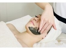 パウゼ/ハーブ＋ヒト幹細胞で納得の美肌