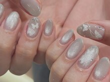 サイン(sin.)/バタフライネイル