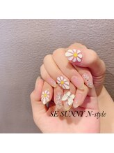 セサニーエヌスタイル(SE SUNNY N-style)/お花・蝶々ネイル