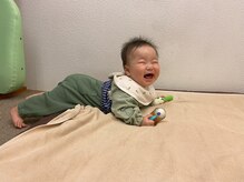 子育てママの整体サロン/施術中のお子様の様子