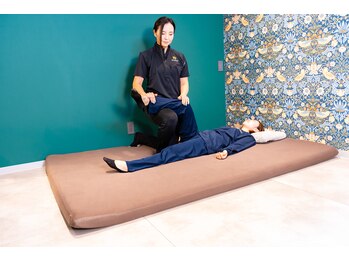 イロドリ パーソナルストレッチ(irodori)/タイ整体ストレッチ