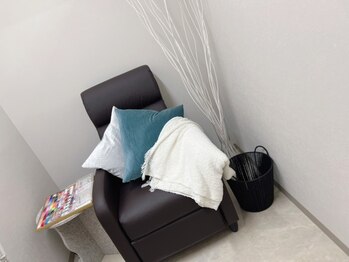 ピュルテ バイ エヌネイル(Purete by Nnail)の写真/通いやすさ◎全個室リクライニングチェアの落ち着く空間で心地よい時間をお過ごしいただけます◇