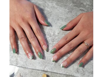 ムーラン(mulan)/くすみグリーン フレンチ