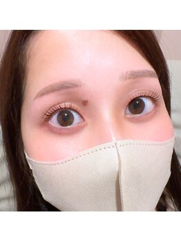 モナ(MoNa)/まつ毛パーマ＋眉WAX