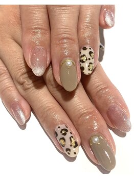 カラン 焼津店(CALIN)/シンプルレオパードネイル