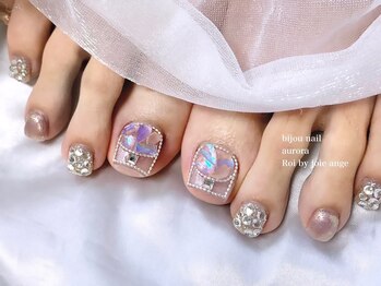 ビジューネイル　フットネイル