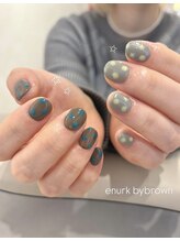 エヌーク バイ ブラウン(enurk by Brown)/レトロポップ★ちぐはぐドット柄