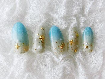 ネイリシャス(NAILICIOUS)/涼しげな海が美しい指先に