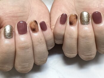 パラジェル登録サロン バランス シンプルネイル&アイラッシュ 新田東店(balance)/べっ甲ネイル