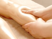 身体に溜まった老廃物の排出を促進!足のむくみ&冷えを解消★