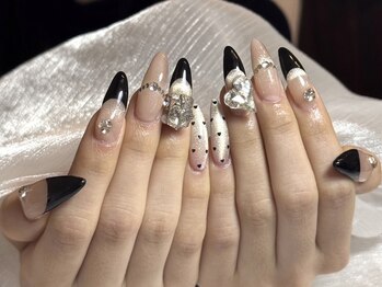 Mio nail なんば【長さだし/持ち込み/つけ放題/フィルイン/マグネットネイル】の写真/持ち込みOK【アート10本パーツつけ放題】制限なしで理想を形に★海外トレンドを取り入れた再現力が自慢!