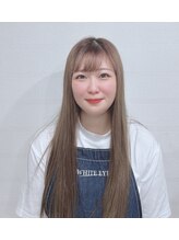 ホワイトアイ 天王寺(WHITE EYE) 沢田 