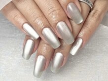 グレーマグネットネイル