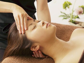 ラジェ 静岡城北店(LAGE)/ 【小顔メイキング】小顔美人へ