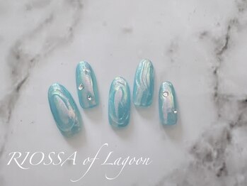 リオッサ オブ ラグーン(RIOSSA of Lagoon)/うるうる×ニュアンスネイル