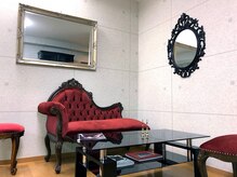 ラズル ダズル(RAZZLE DAZZLE)/雰囲気◎の店内♪