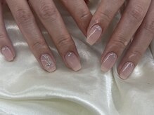 インザピンクリリー(in the pink LILY)/乳白色/リボンネイル