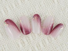 ミラ(MIRA)/大人グラデーションネイル