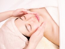 メナードフェイシャルサロン 吹田円山町/#デコルテ＋フェイシャルケア