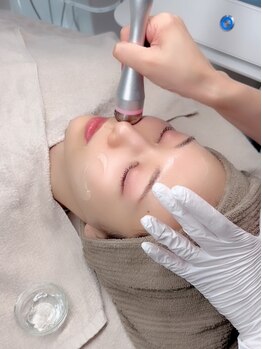 ミヨン(miyong)の写真/小顔になりたいあなたにぴったりなエステサロン！最新美容機器を使用し、結果重視の施術をご提供！