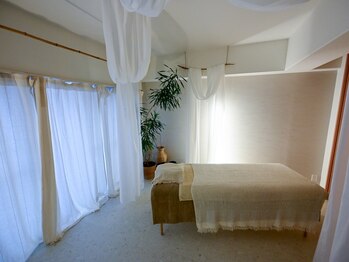 ライトヘナ(light HeNa)の写真/<アーユルヴェーダオイルマッサージ>毎日頑張る自分に‥特別な時間を過ごして心身ともにリフレッシュを。