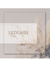 ラスター(LUSTER)/LEDエクステ