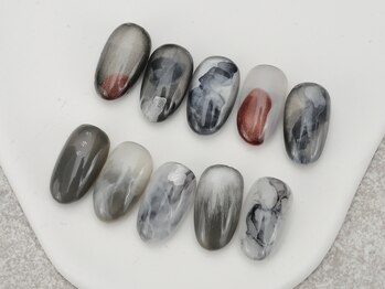 ユユネイル(yuyu nail)/ニュアンスデザイン【10本】