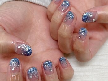 ハニービービー(Honey Bee Bee)/ブルーラメグラネイル