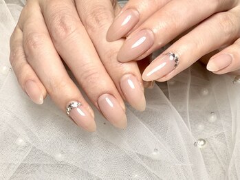 ミミ 銀座店(mimi)の写真/大切なイベントに向けた指先を華やかに彩ります☆カラーやパーツも豊富にご用意◎持込デザインも大歓迎♪