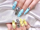 ツーカラーガーリーネイル