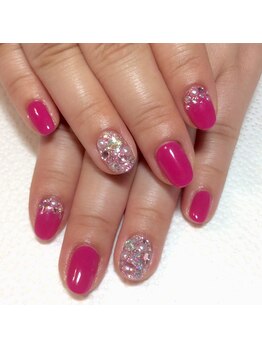 ビビットピンク ストーンネイル Pg ビアンカ Bianca のフォトギャラリー ホットペッパービューティー