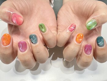 クォーターリゾートネイル(QUARTER RESORT nail)/カラフルマグネットネイル☆