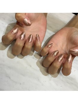 エム(em)/マグネットネイル