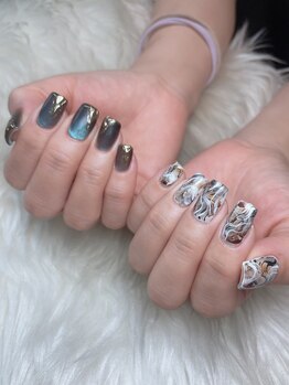 グラム(glam.)/