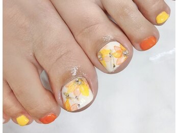 アリイネイルズ(ALII Nails)/水彩フラワーフットネイル