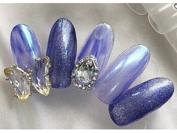 レイ(REY)/ビジューネイル