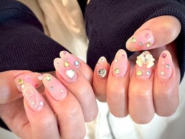 ガーリー韓国ビジューネイル☆