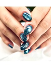 ルナ(Luna)/～水光マグネットネイル～