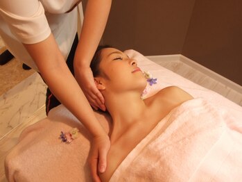 オアシス ビューティー 川口店(OASIS Beauty)/【デコルテ】【痩身】