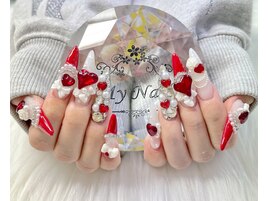 ハート赤フレンチネイル