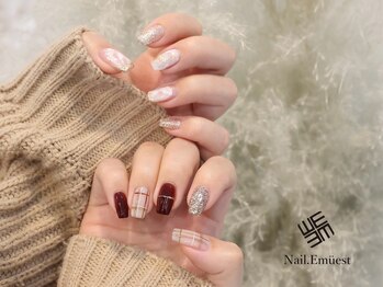 ネイル エミュスト(Nail Emuest)