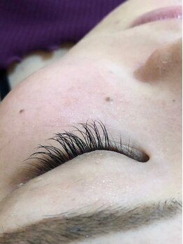 フリルアイビューティ 豊中店(Frill Eye Beauty)/