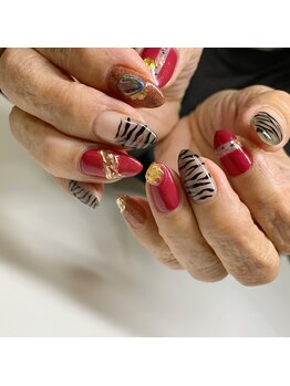 サニーサイドアップ ネイル(Sunny SideUp nail)/大人Zebra art