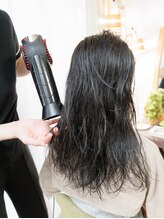 グリーンツリー(Green tree)/髪に優しいドライヤーでブロー