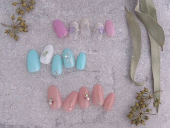 ネイル バズ(NAIL BUZZ)の写真/【今月のアート定額￥5800～】季節に合わせたトレンドデザイン豊富にご用意♪シンプルだからこその高技術！
