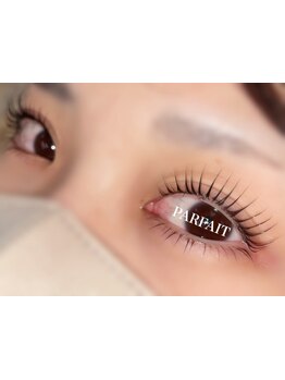 ナチュラル上品な目元にしたい